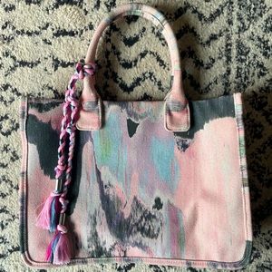 NWT! Vince Camuto Orla Tote